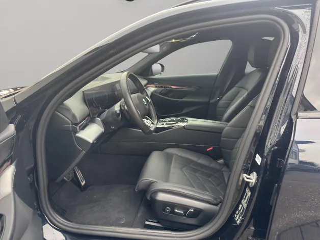 BMW 520d xDrive 48V Touring M Sport Steptronic