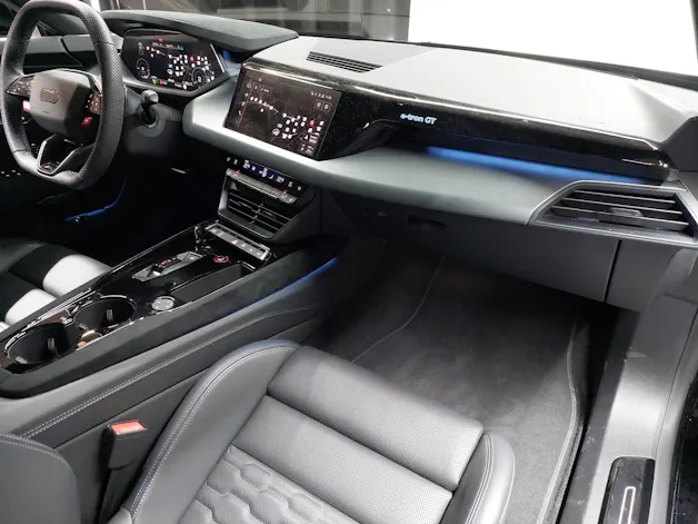 Audi RS e-tron GT performance quattro