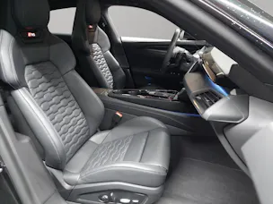 Audi RS e-tron GT performance quattro