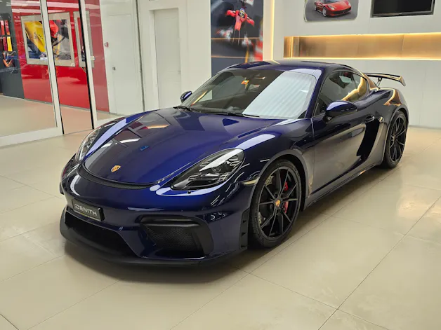 Porsche 718 Cayman GT4