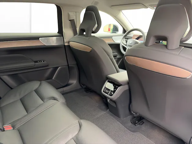 Volvo ES90 Ultra
