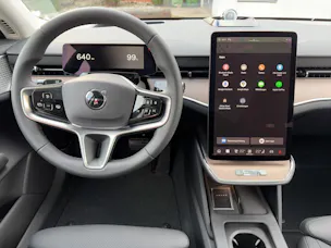 Volvo ES90 Ultra