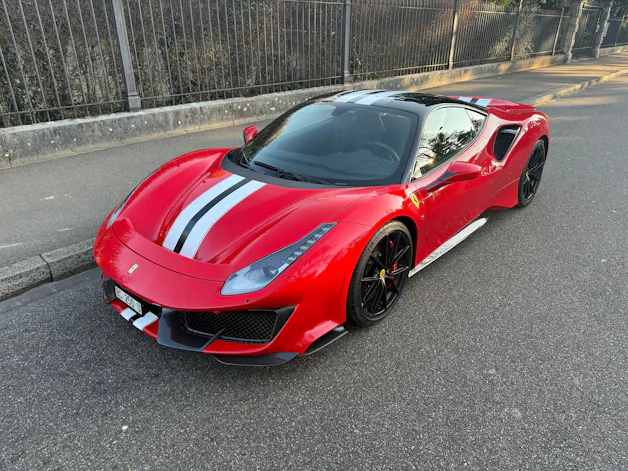 Ferrari 488 Pista 3.9 V8