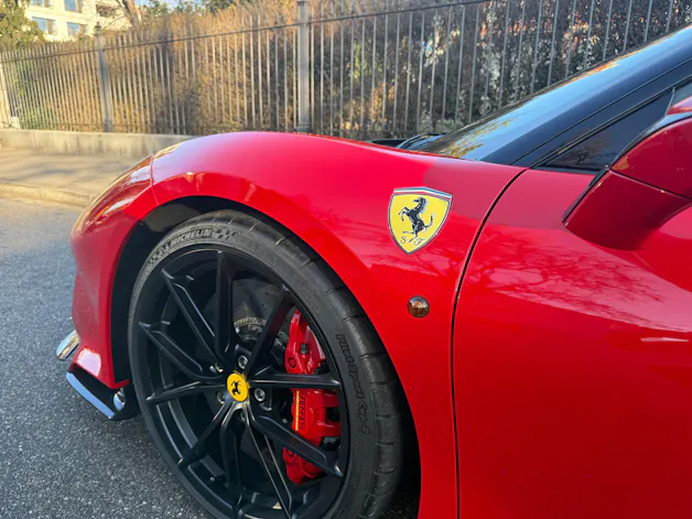Ferrari 488 Pista 3.9 V8