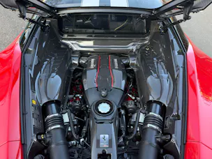 Ferrari 488 Pista 3.9 V8