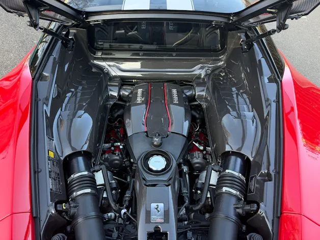 Ferrari 488 Pista 3.9 V8