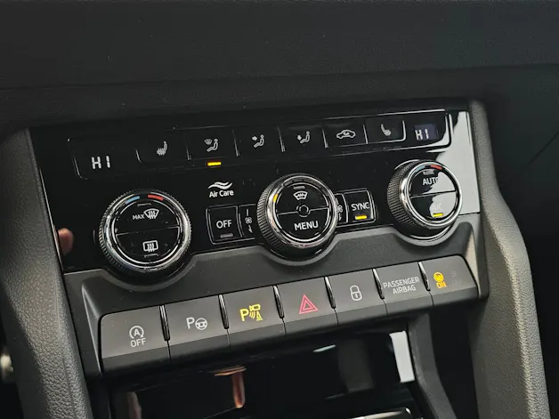 Škoda Karoq 2.0 TSI SportLine 4x4 DSG