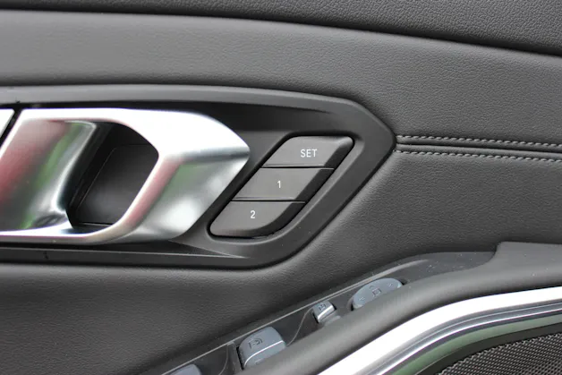 BMW M3 Competition M xDrive Touring Individual *JAVAGRÜN METALLIC*