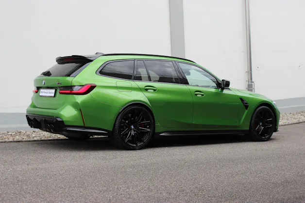 BMW M3 Competition M xDrive Touring Individual *JAVAGRÜN METALLIC*