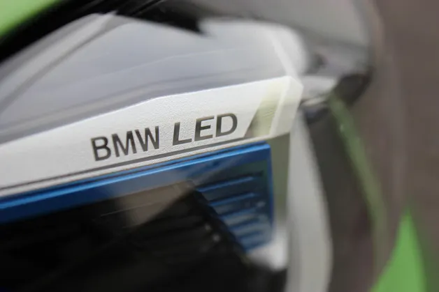 BMW M3 Competition M xDrive Touring Individual *JAVAGRÜN METALLIC*