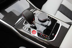 BMW M3 Competition M xDrive Touring Individual *JAVAGRÜN METALLIC*
