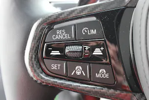 BMW M3 Competition M xDrive Touring Individual *JAVAGRÜN METALLIC*