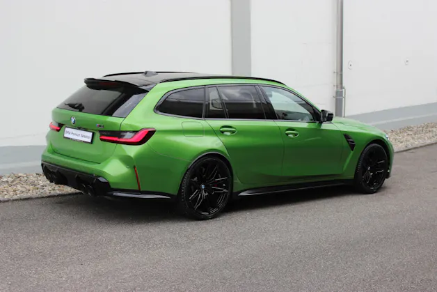 BMW M3 Competition M xDrive Touring Individual *JAVAGRÜN METALLIC*