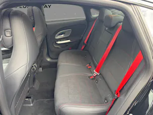 Mercedes-Benz CLA 200 4MATIC