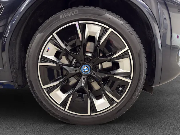 BMW iX3 Impressive