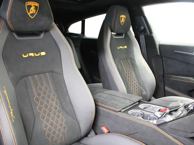 Lamborghini Urus Performante
