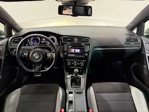 VW Golf 2.0 TSI R 4Motion