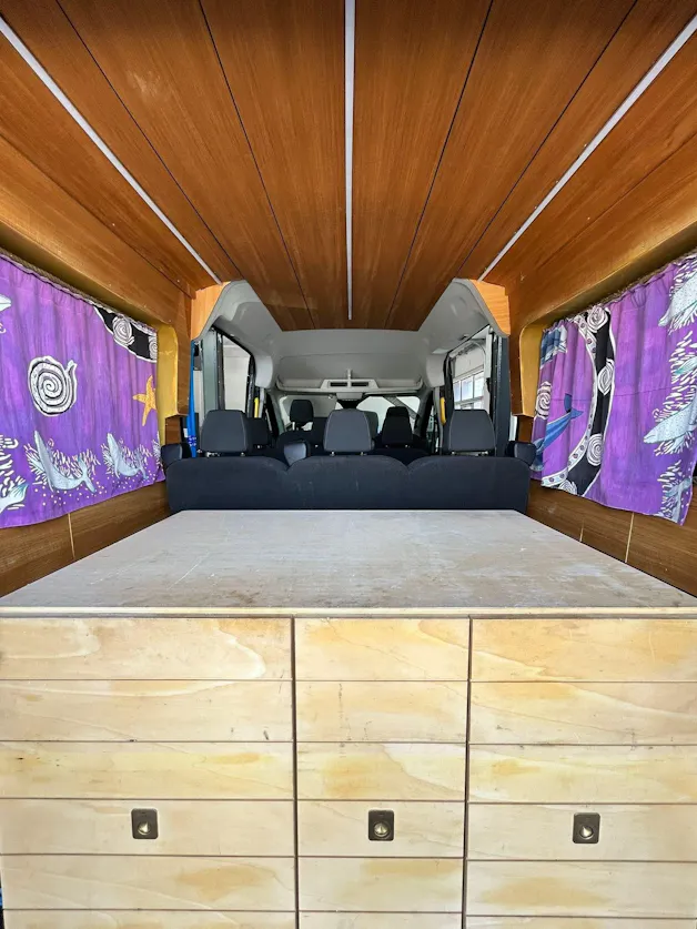 Ford Transit 8 places