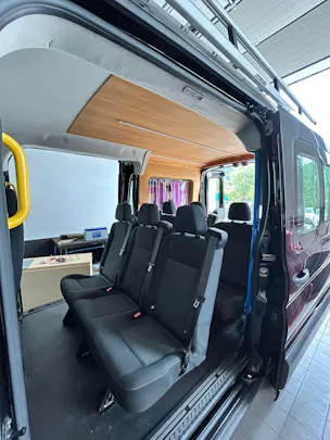 Ford Transit 8 places