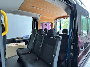 Ford Transit 8 places