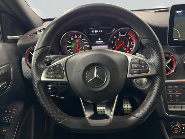 Mercedes-Benz A 45 AMG 4Matic Speedshift 7G-DCT