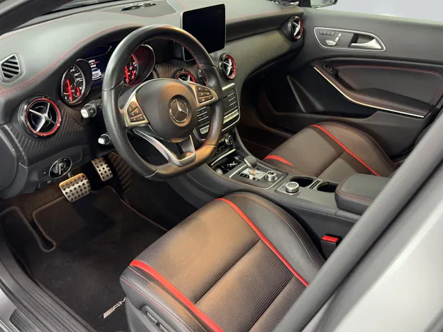 Mercedes-Benz A 45 AMG 4Matic Speedshift 7G-DCT