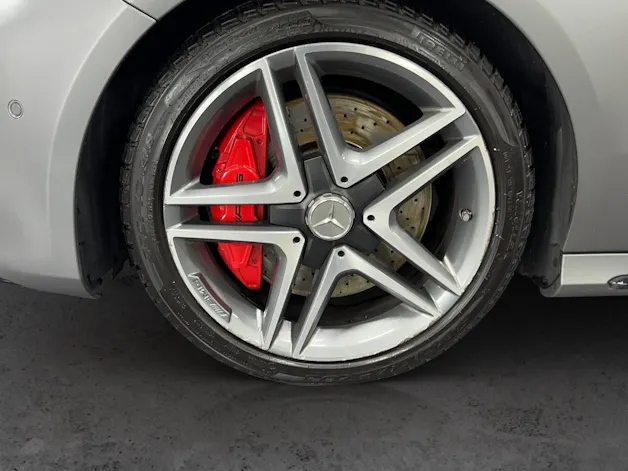 Mercedes-Benz A 45 AMG 4Matic Speedshift 7G-DCT