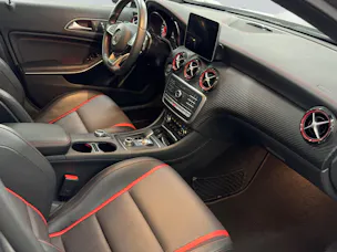 Mercedes-Benz A 45 AMG 4Matic Speedshift 7G-DCT