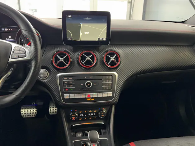 Mercedes-Benz A 45 AMG 4Matic Speedshift 7G-DCT