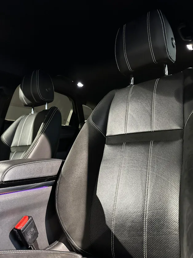 Land Rover Range Rover Velar R-Dynamic D 300 Automatic