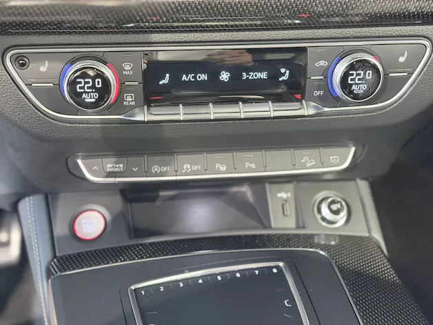 Audi SQ5 TDI quattro tiptronic