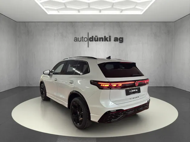 VW Tiguan 2.0 TSI DSG R-Line 4Motion