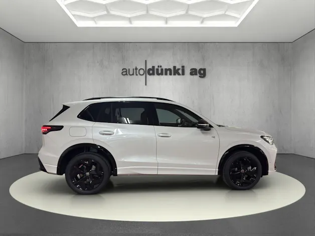 VW Tiguan 2.0 TSI DSG R-Line 4Motion