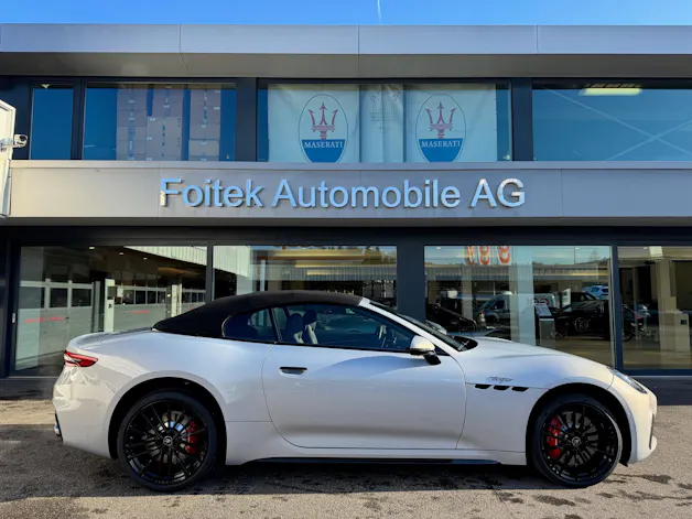 Maserati GranCabrio Trofeo