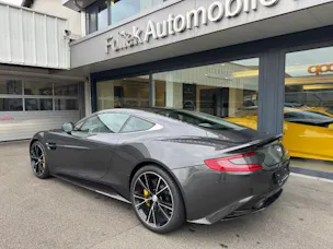 Aston Martin Vanquish V12 5.9-48 Touchtronic 2