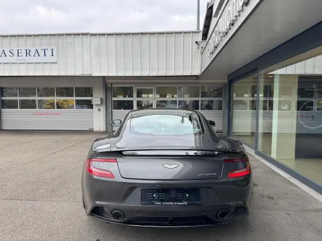 Aston Martin Vanquish V12 5.9-48 Touchtronic 2