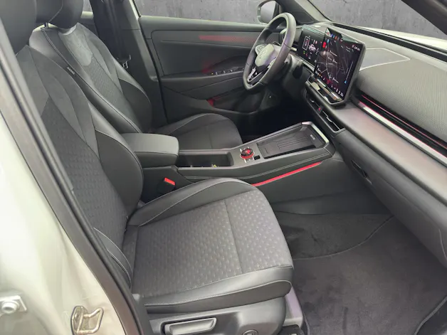 VW T-Roc 1.5 eTSI mHEV R-Line DSG