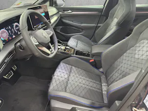 VW Golf 2.0 TSI R-Line DSG 4 Motion