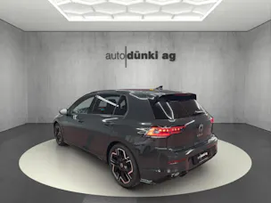 VW Golf 2.0 TSI R-Line DSG 4 Motion