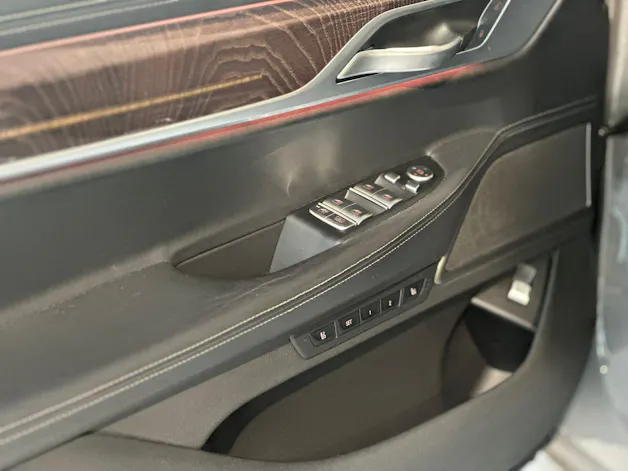 BMW 750Li xDrive M Sport Steptronic
