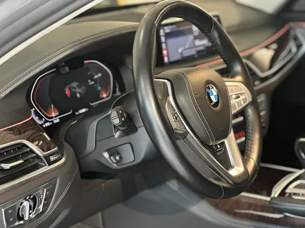 BMW 750Li xDrive M Sport Steptronic