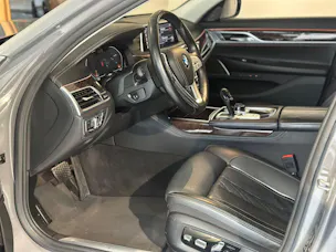 BMW 750Li xDrive M Sport Steptronic
