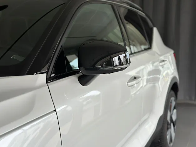 Volvo XC40 Recharge P8 Twin AWD Pure Electric Plus