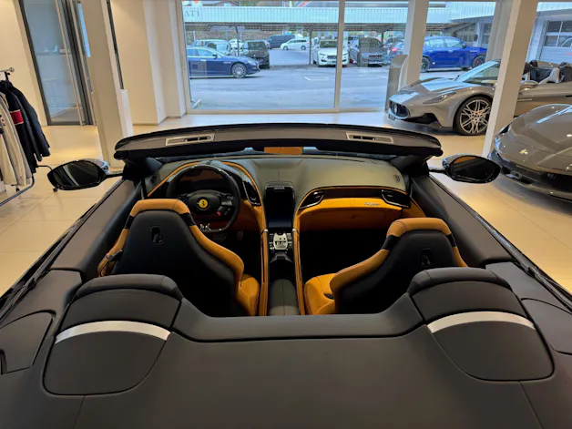 Ferrari Roma 3.9 V8 T Spider