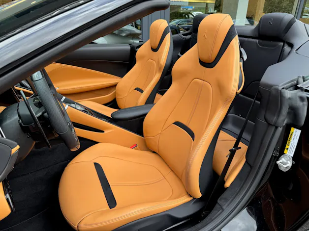 Ferrari Roma 3.9 V8 T Spider