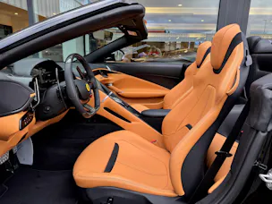 Ferrari Roma 3.9 V8 T Spider