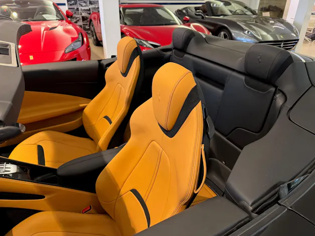 Ferrari Roma 3.9 V8 T Spider
