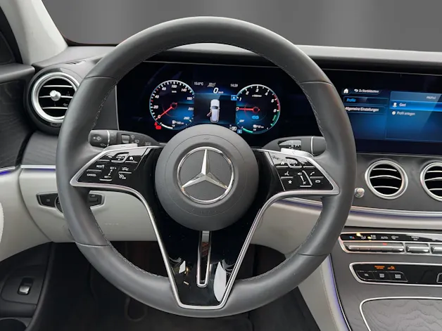 Mercedes-Benz E 300 de T 4M AMG Line