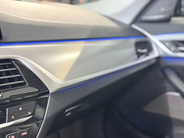 BMW 530e xDrive Sport Line Steptronic
