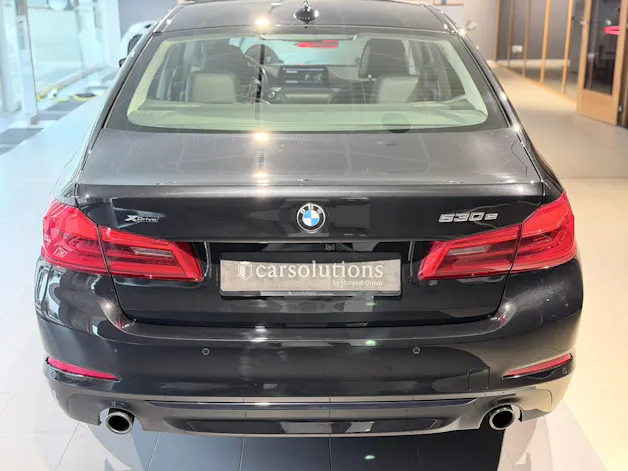 BMW 530e xDrive Sport Line Steptronic